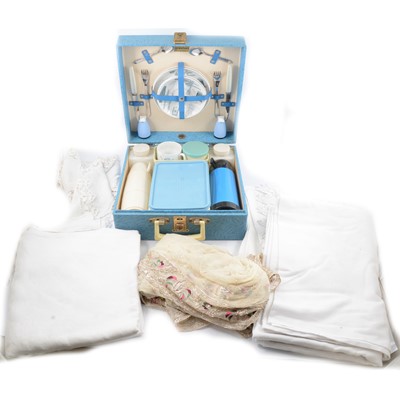 Lot 130 - Vintage Brexton picnic set and linen.