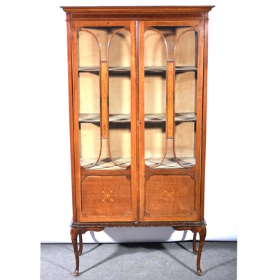 Lot 625 - Edwardian inlaid mahogany display cabinet