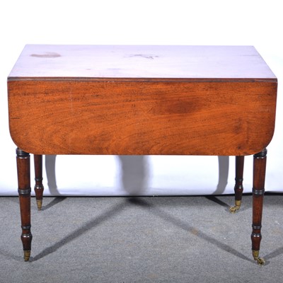 Lot 610 - Early Victorian mahogany Pembroke table