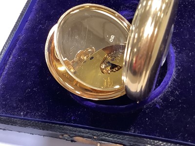 Lot 106 - Tho's Russell & Son - an 18 carat gold full hunter pocket watch with original box and certificate.