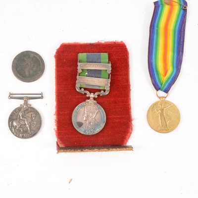 Lot 212 - WWI bronze death penny and other medals
