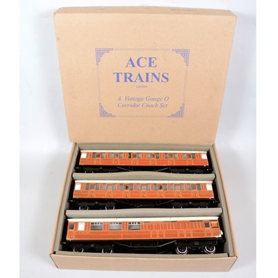 Lot 116 - ACE Trains Gauge O model railway Corridor Coache Set, LNER c/4, set A