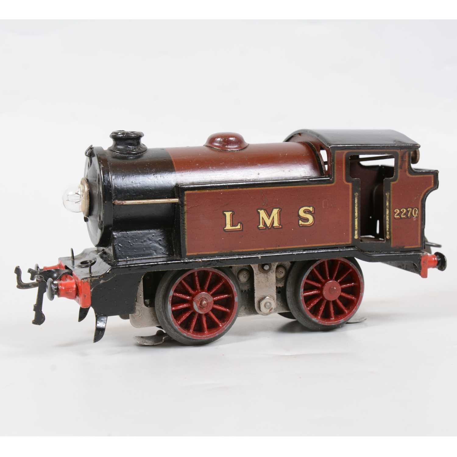 Lot 21 - Hornby O gauge model railway tank locomotive, EM320 LMS 0-4-0, maroon, 2270.