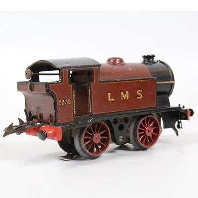 Lot 21 - Hornby O gauge model railway tank locomotive, EM320 LMS 0-4-0, maroon, 2270.