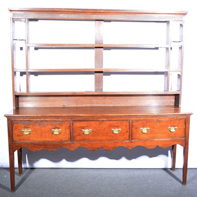 Lot 642 - George III oak dresser