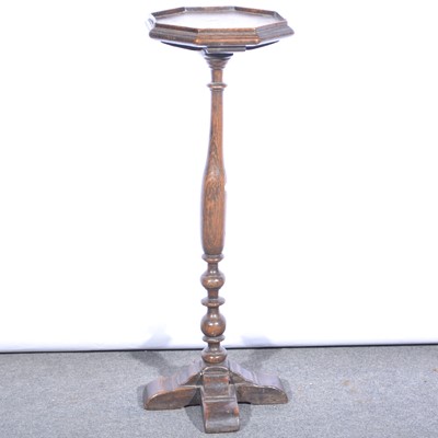 Lot 583 - Small oak wine table