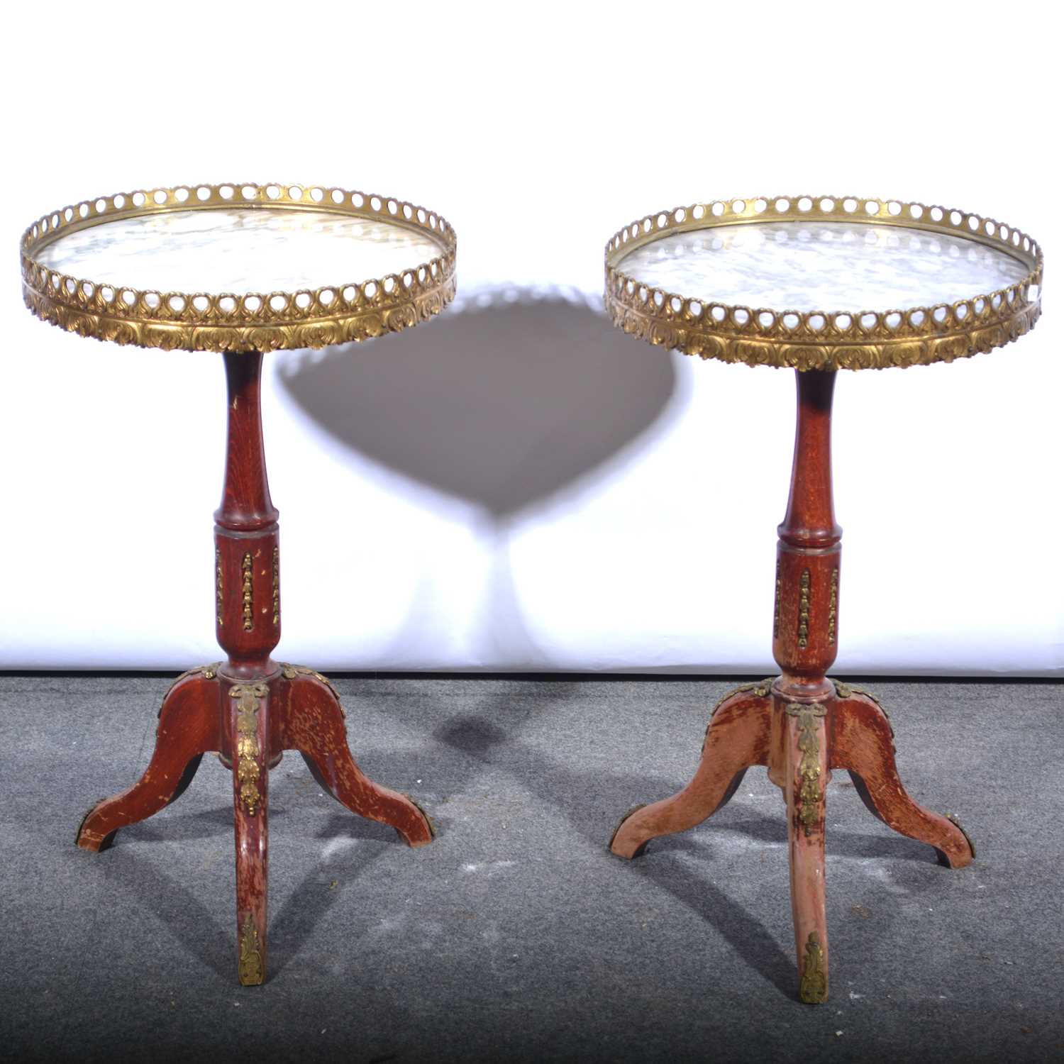 Lot 576 - Pair of pedestal tables