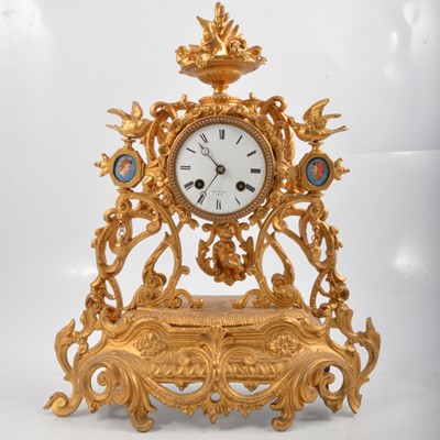 Lot 176 - French mantel clock.