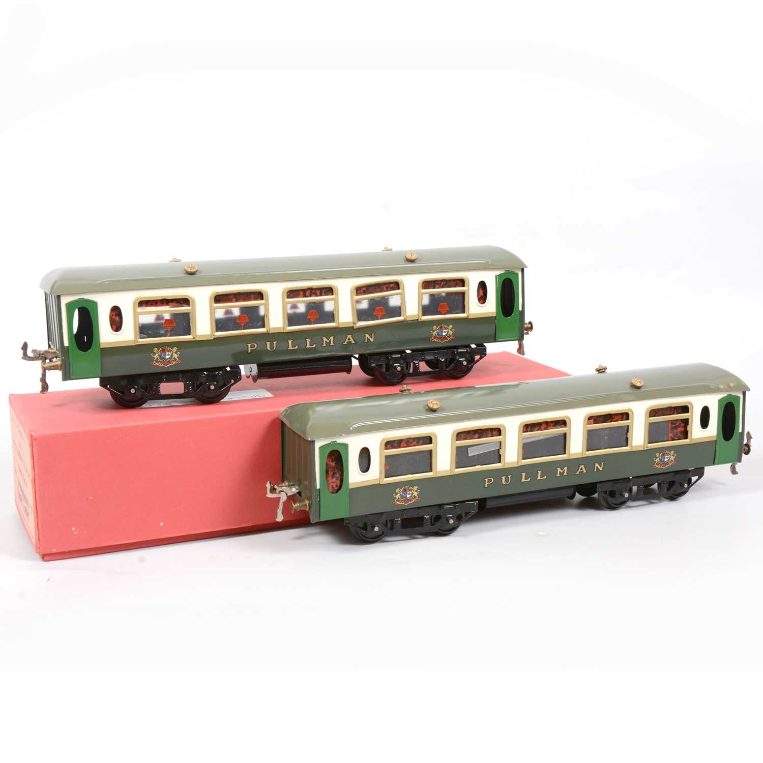Lot 36 - Two Hornby O gauge No.2 Pullman coaches, green