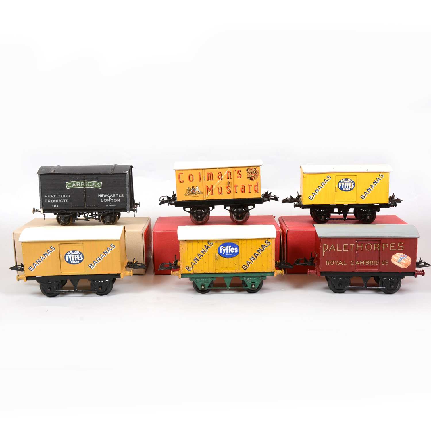 Lot 44 - Six Hornby and kit-built O gauge model railway vans with advertising