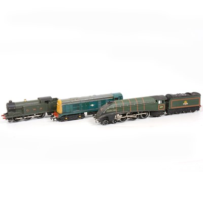 Lot 78 - OO gauge model railway locomotives including Hornby Dublo 'Silver King'
