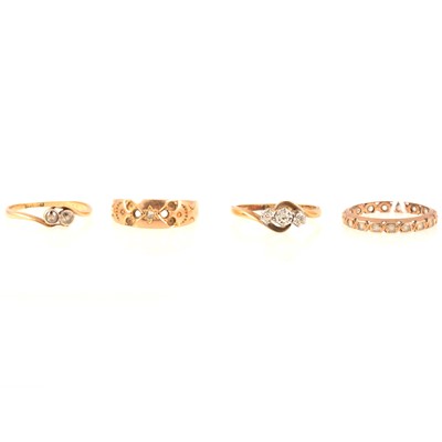 Lot 320 - Four gold rings.