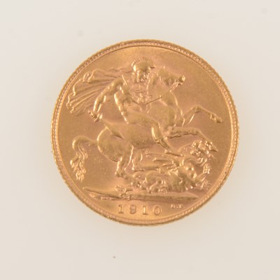 Lot 364 - Edward VII gold Sovereign coin, 1910