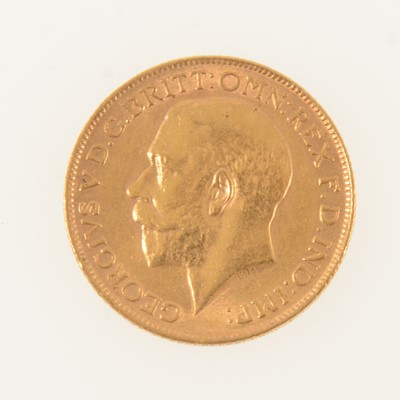 Lot 355 - George V gold Sovereign coin, 1912