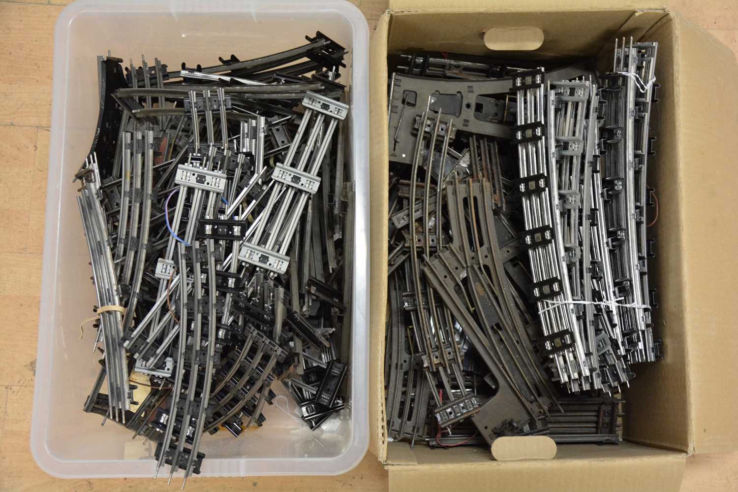 Lot 220 - O gauge model railway 3-rail and 2-rail track, a good quantity in two boxes