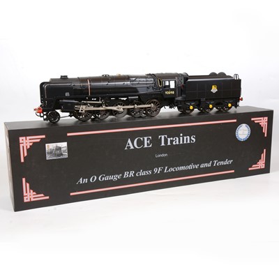 Lot 100 - ACE trains O gauge model railway locomotive and tender, BR 2-10-0 9F, 92098, black