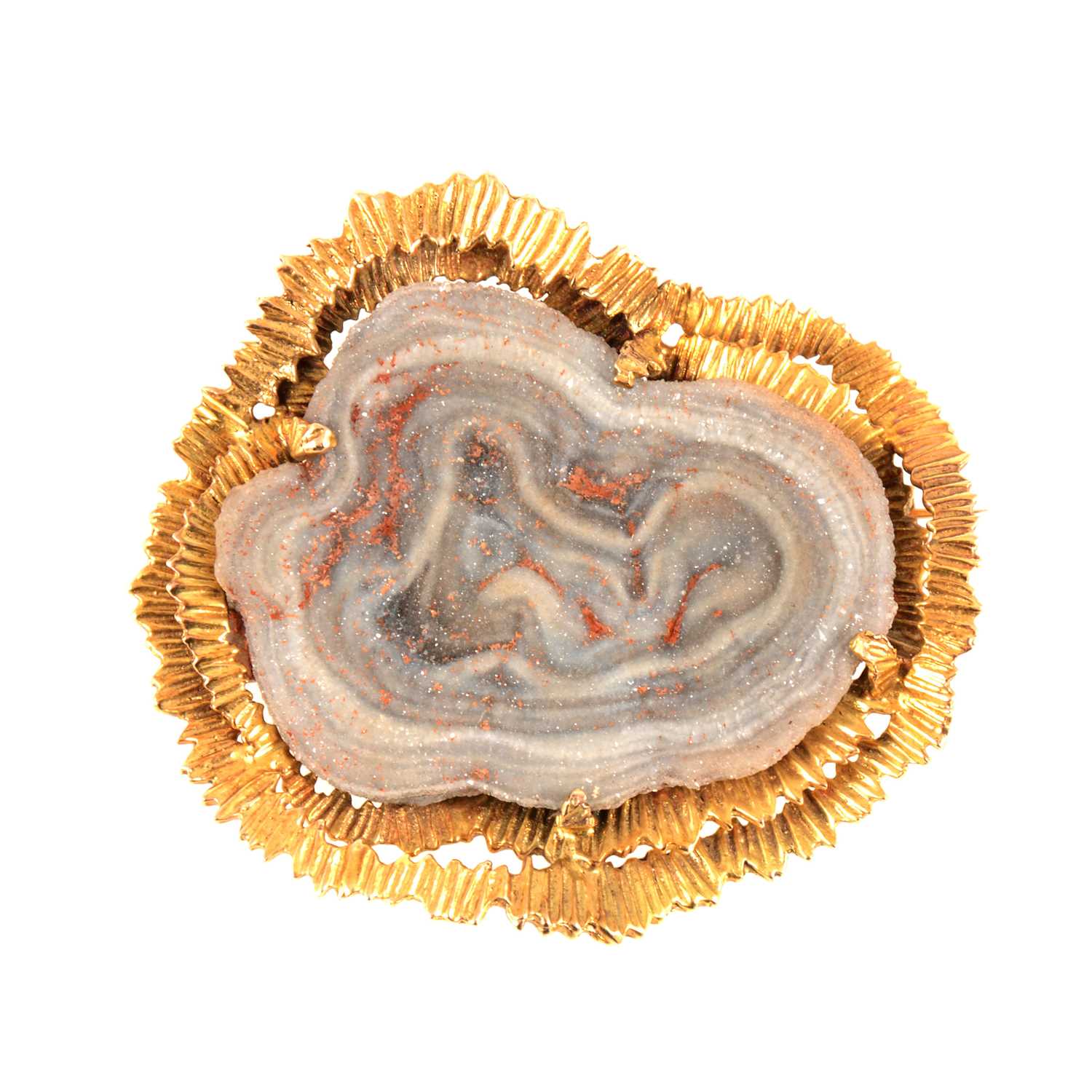 Lot 94 - A Deakin & Francis 1960's natural agate crystal brooch.