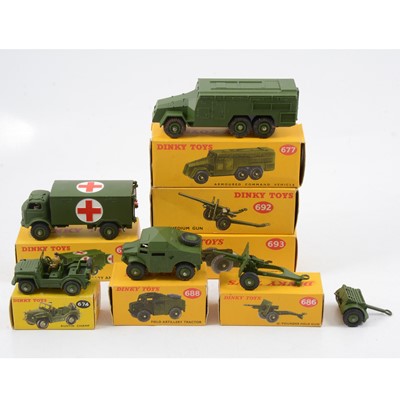 Lot 136 - Eight Dinky Toys die-cast military models.