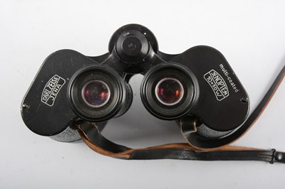Lot 124 - Bowling woods, vintage cameras, pair of binoculars.