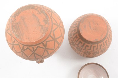 Lot 1033 - Two terracotta and sgraffito vessels by William and Gaye Fishley Holland