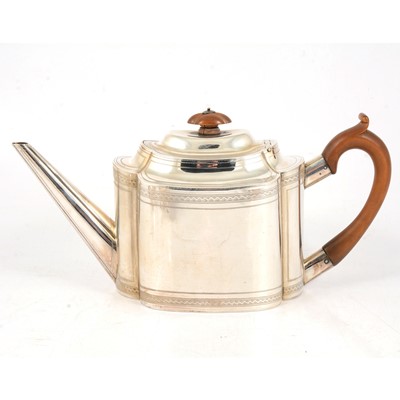 Lot 31 - George III silver teapot, Alexander Filed, London 1799