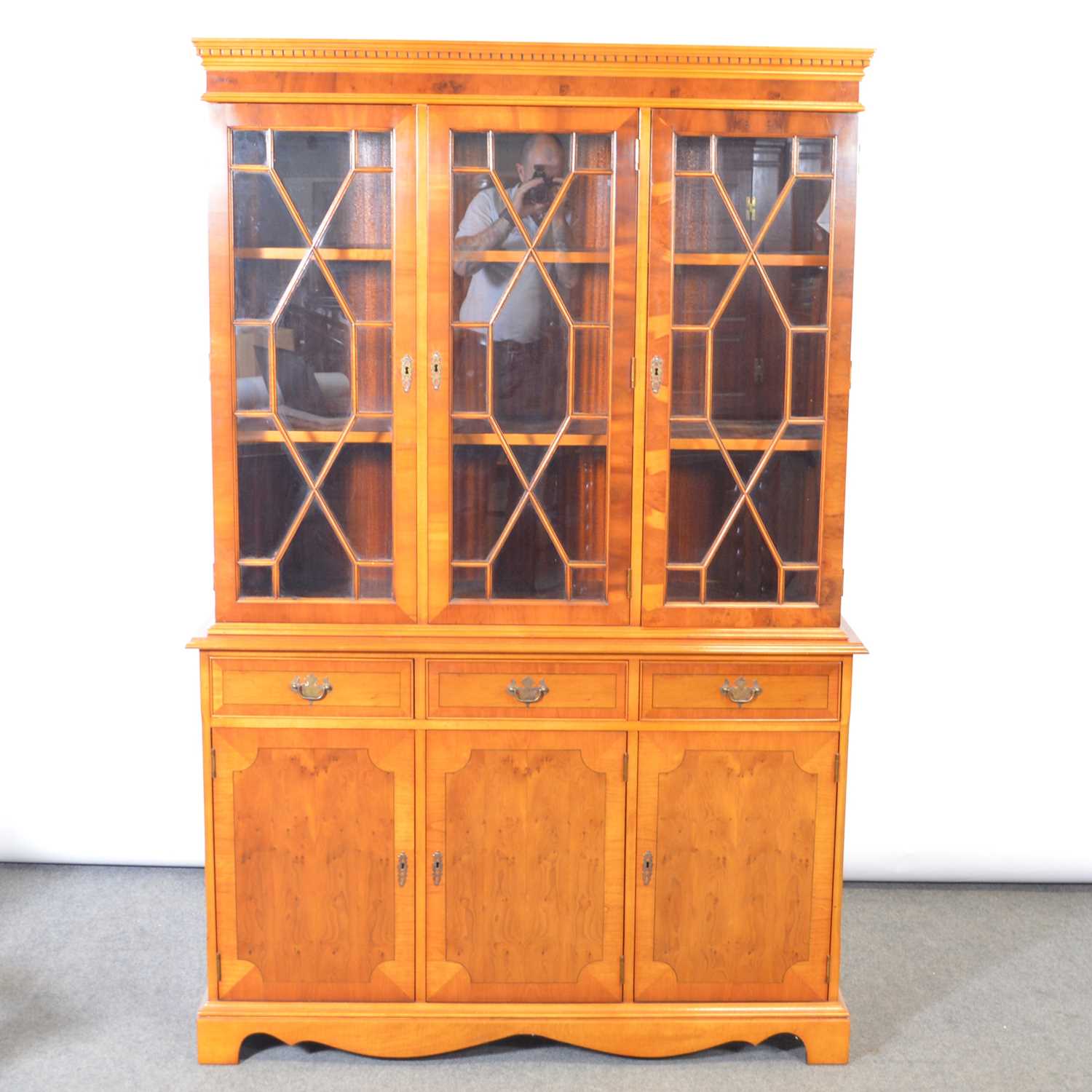 Lot 347 - Reproduction yew wood bookcase