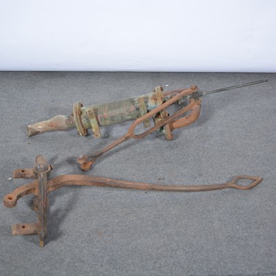 Lot 554 - Vintage water pump