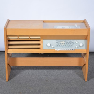 Lot 537 - Braun PKG5 stereo music centre, white wood modular case.