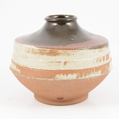 Lot 90 - Doreen Blumhardt, a stoneware vase, circa 1967