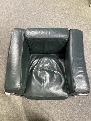Lot 495 - An LC2 model lounge chair, after the design by Le Corbusier