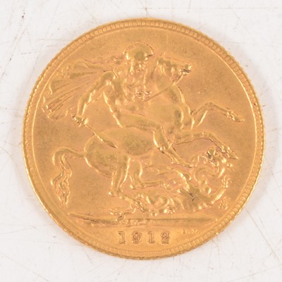 Lot 210 - George V gold Sovereign coin, 1912