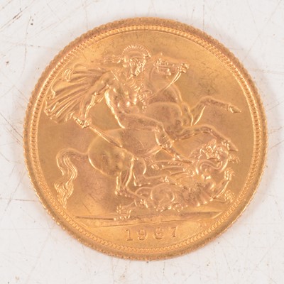 Lot 183 - Elizabeth II gold Sovereign coin, 1967