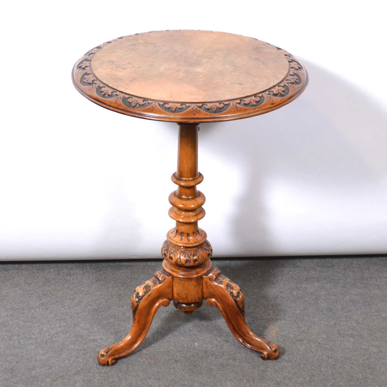 Lot 306 - Victorian walnut tripod table