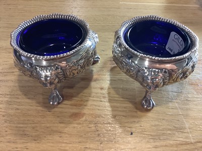 Lot 29 - Pair of George II silver salts, David Hennell, London 1850