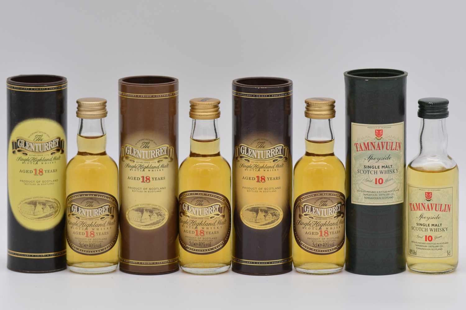 Lot 44 - Sixteen assorted miniature single malt whiskies