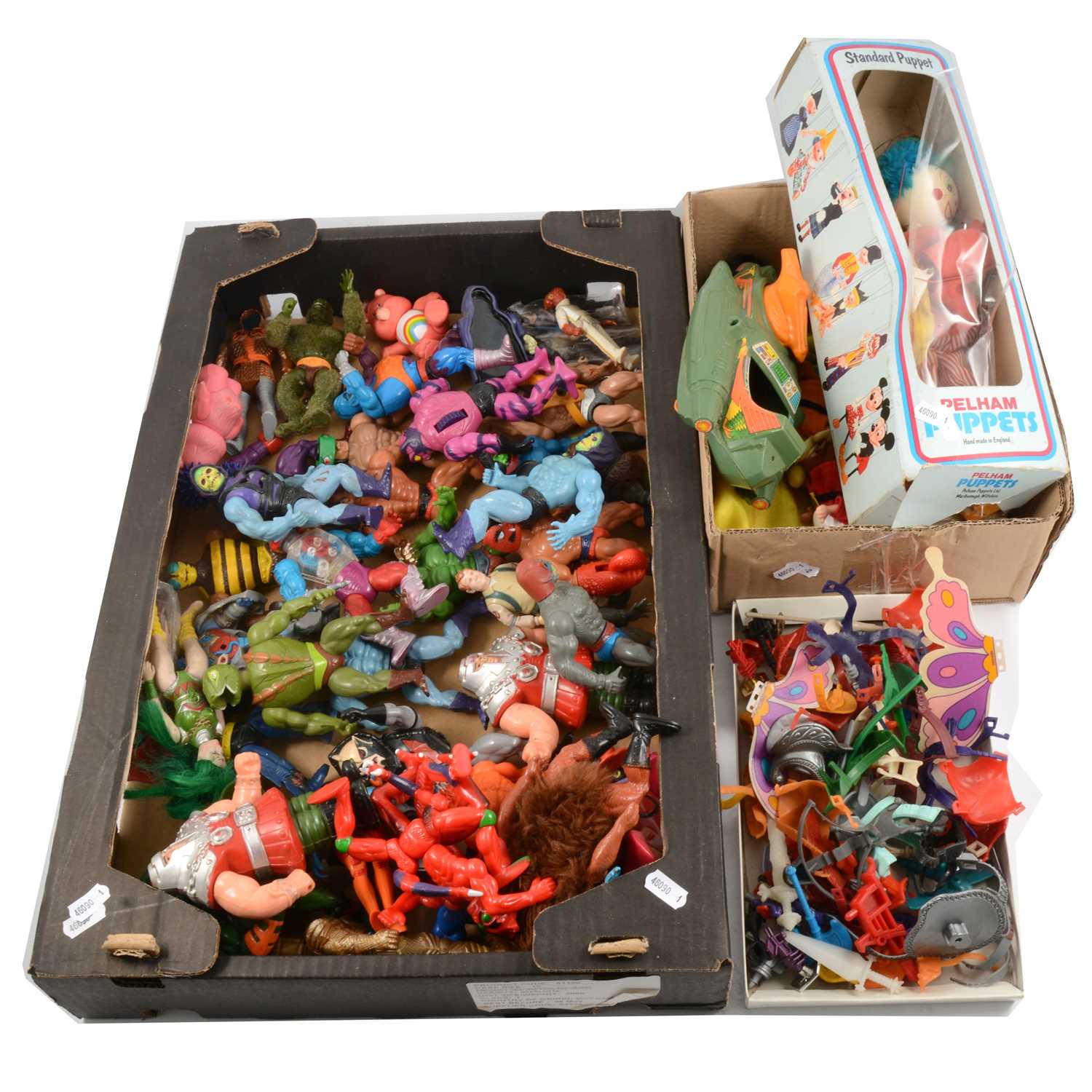 Lot 214 - 1980s action figures, 40+ including Star Wars figures and He-man