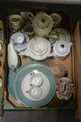 Lot 113 - Quantity of decorative and household ceramics
