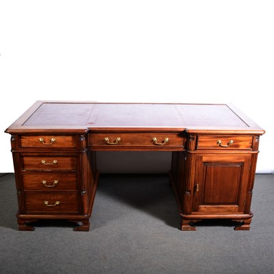 Lot 477 - Reproduction mahogany partners desk