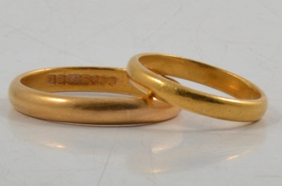 Lot 271 - Two gold wedding bands.