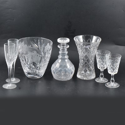 Lot 107 - Collection of table glass