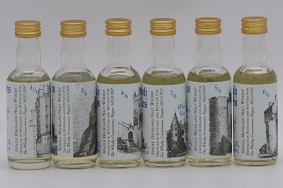 Lot 104 - The Whisky Connoisseur miniatures series - Scottish Castles, and English Castles