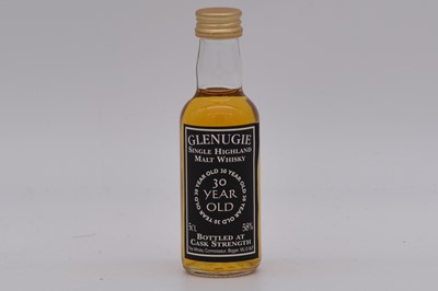 Lot 116 - The Whisky Connoisseur - Glenugie, 30 year old