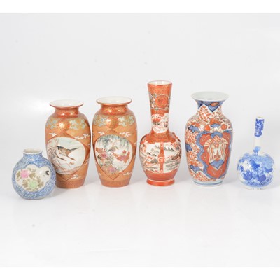 Lot 32 - Small collection of Japanese ceramics