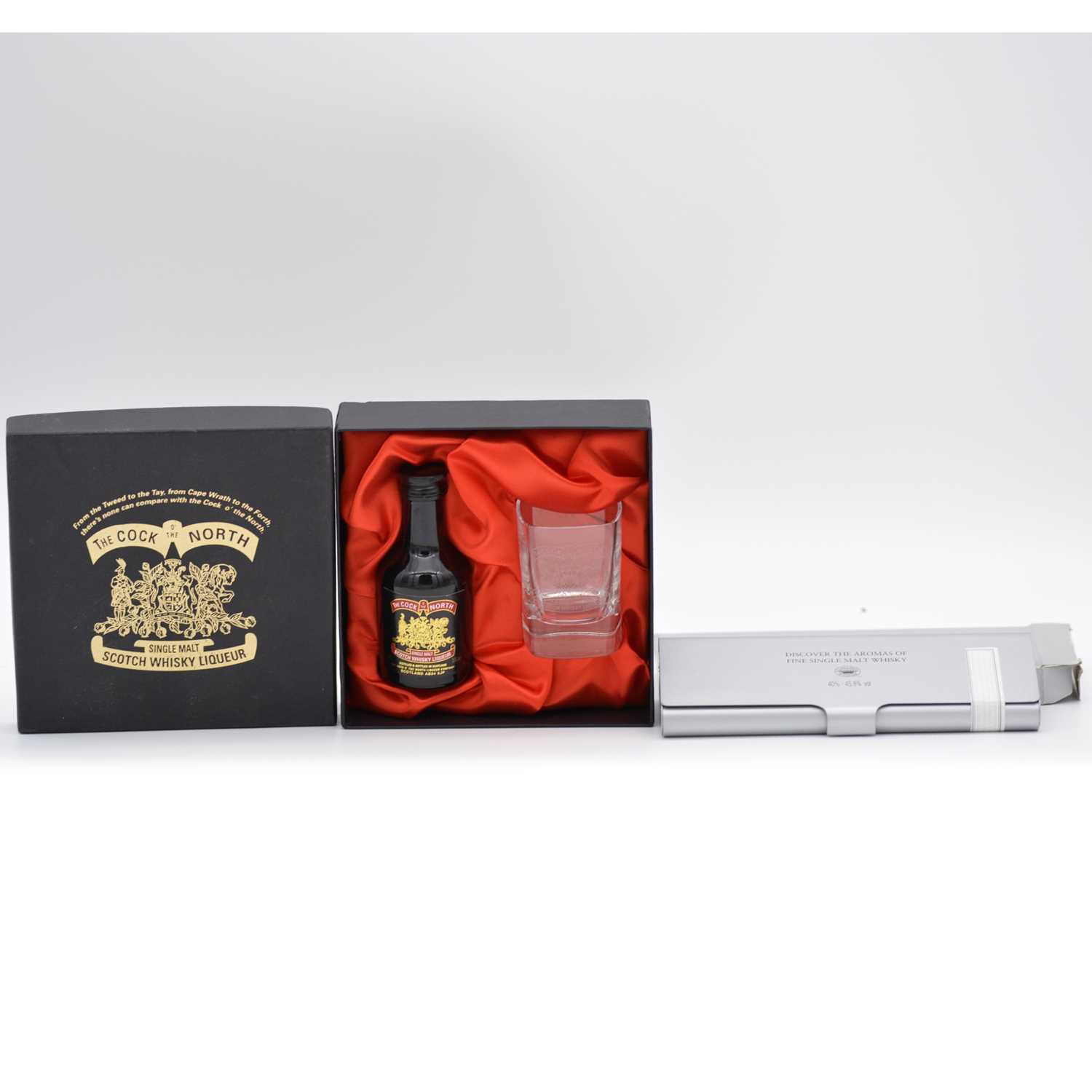 Lot 114 - Various miniature whisky presentation packs