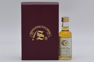 Lot 181 - Signatory Vintage - Laphroaig 1966, 30 year old, presentation gift set