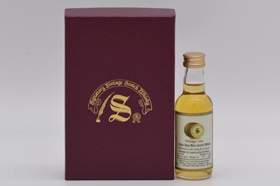 Lot 182 - Signatory Vintage - Laphroaig 1966, 31 year old, presentation gift set