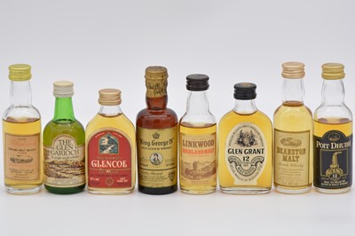 Lot 607 - Thirty eight assorted whisky miniatures