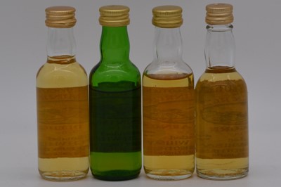 Lot 640 - Twelve Master of Malt whisky miniatures, and  nineteen Munro's blended whisky miniatures