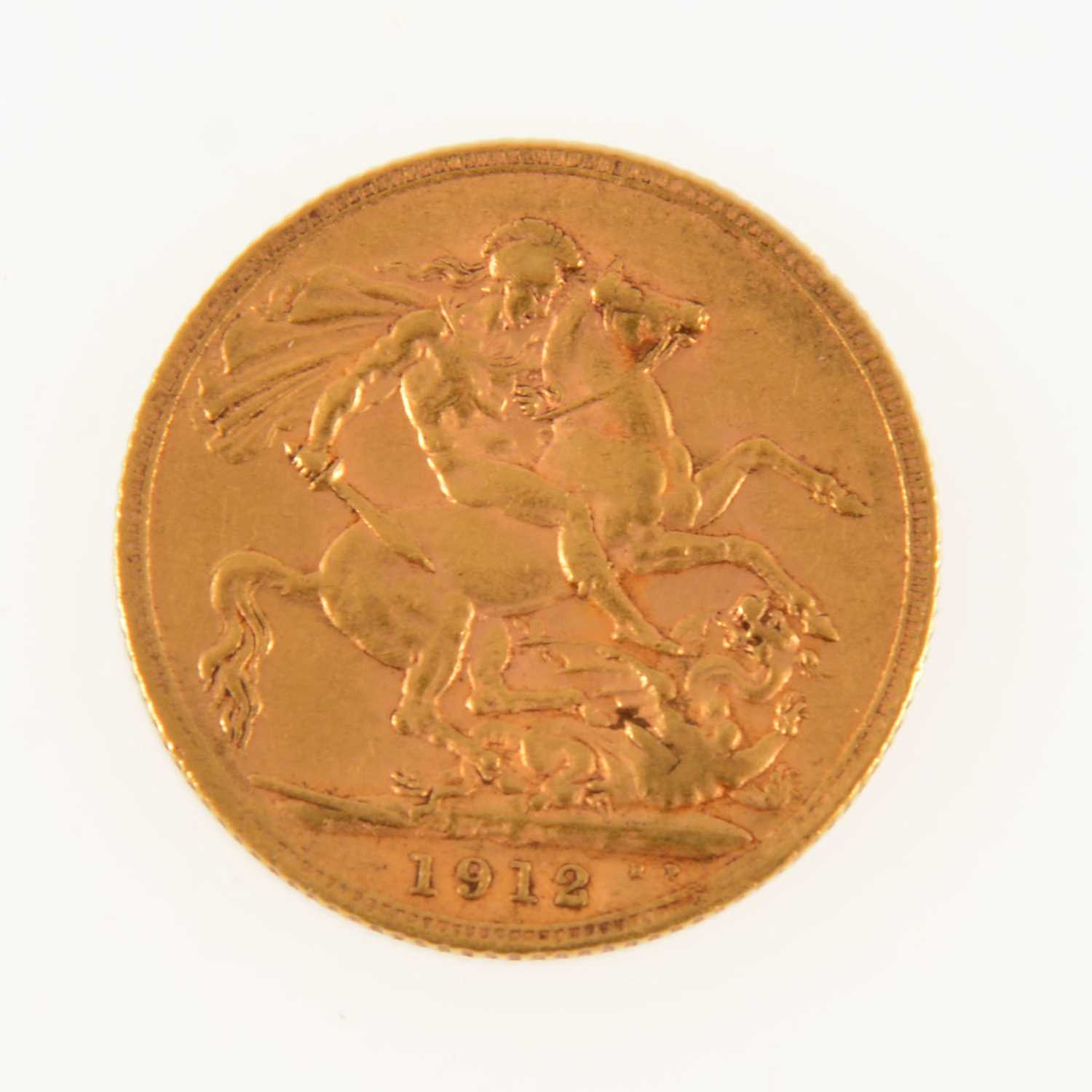 Lot 197 - George V gold Sovereign coin, 1912, 8g.