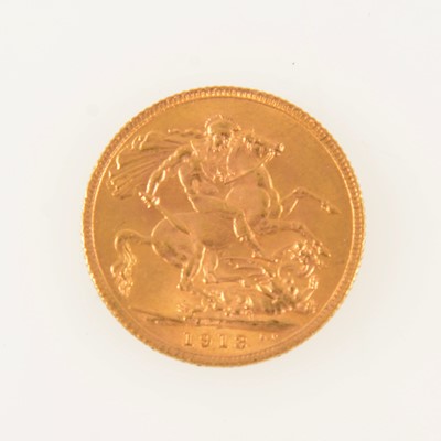 Lot 201 - George V gold Sovereign coin, 1913, 8g.